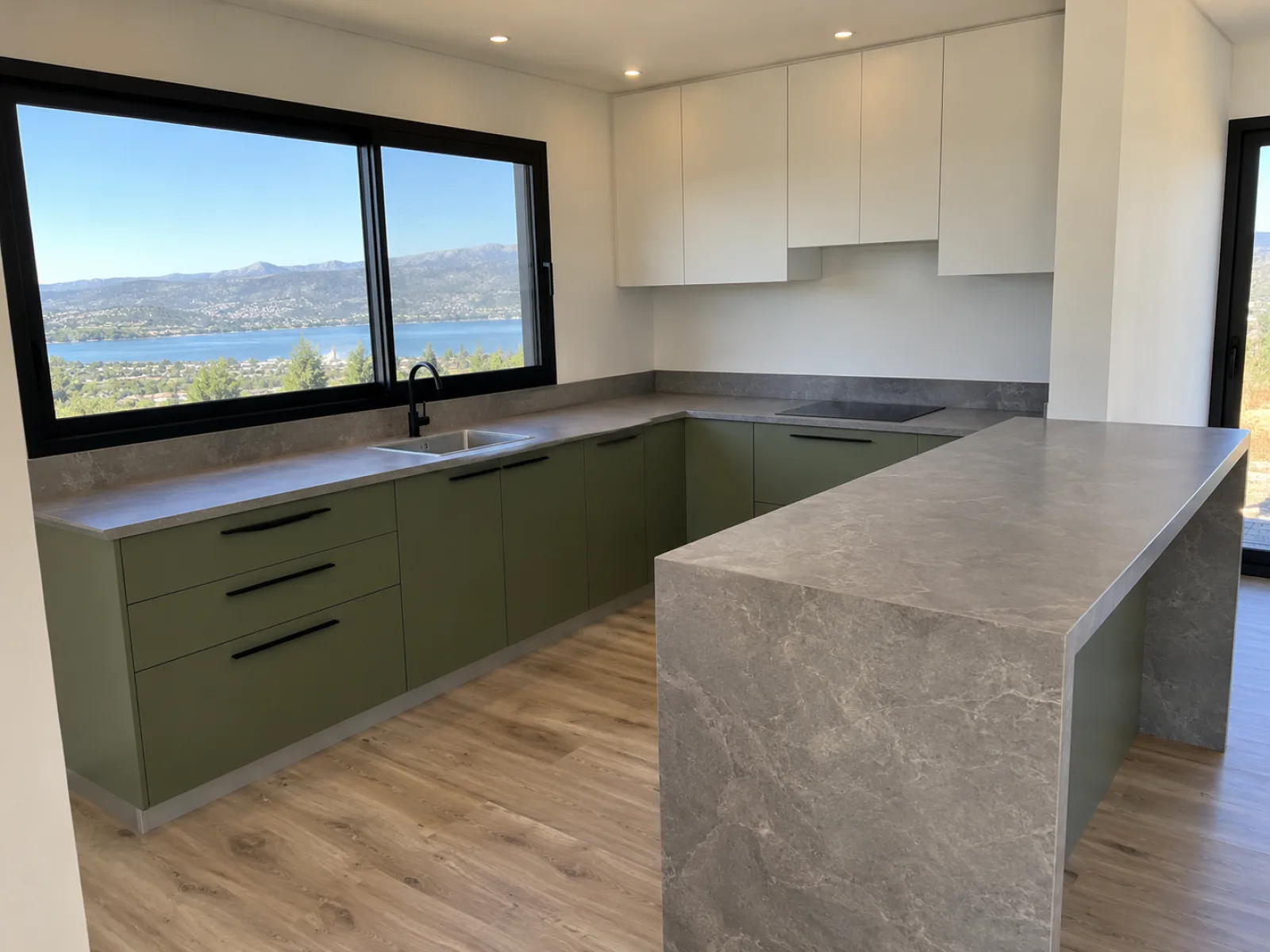 Cocina premium dentro de una casa container en Villa Carlos Paz